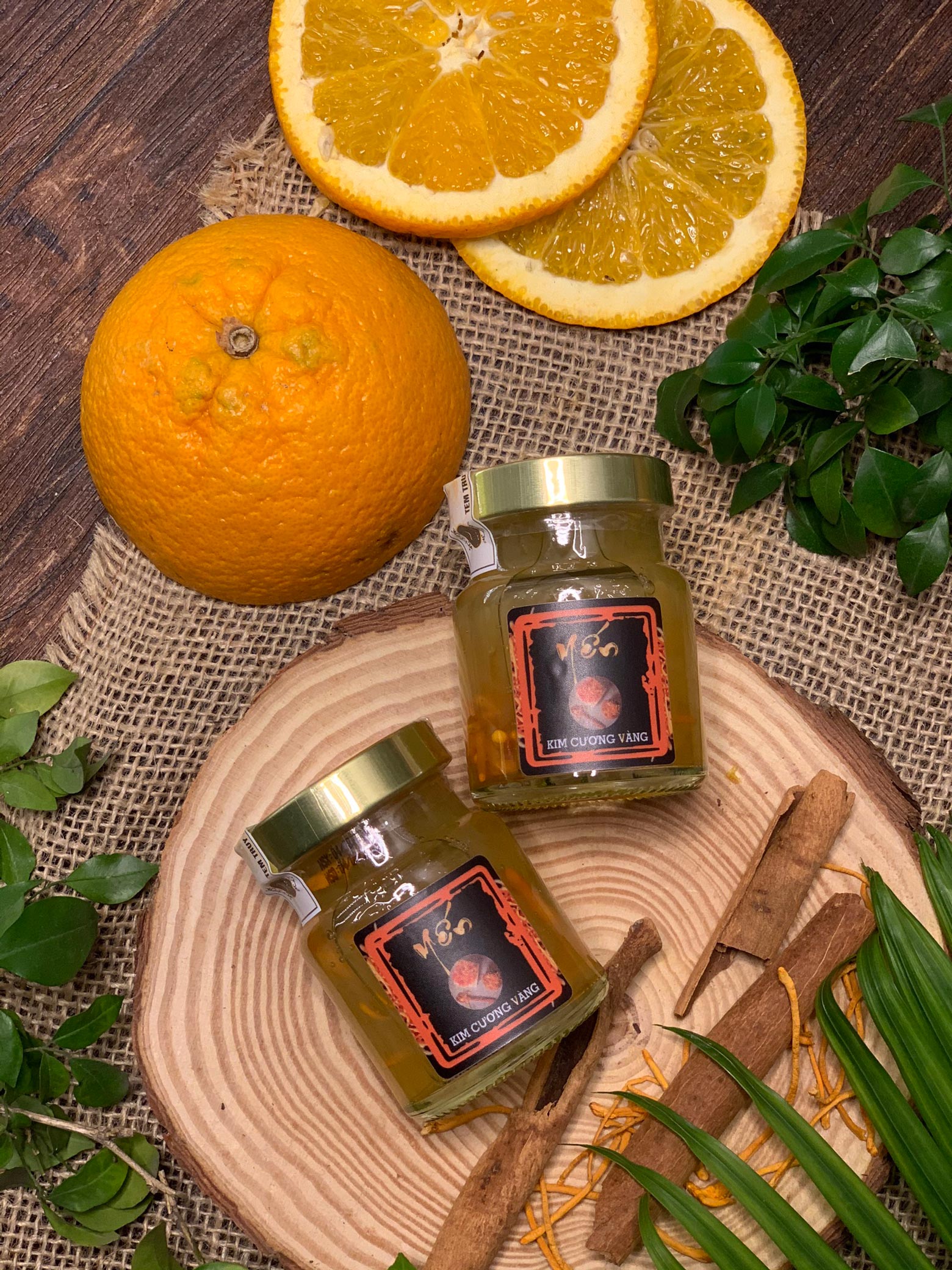 yến đông trùng hạ thảo kim cương vàng